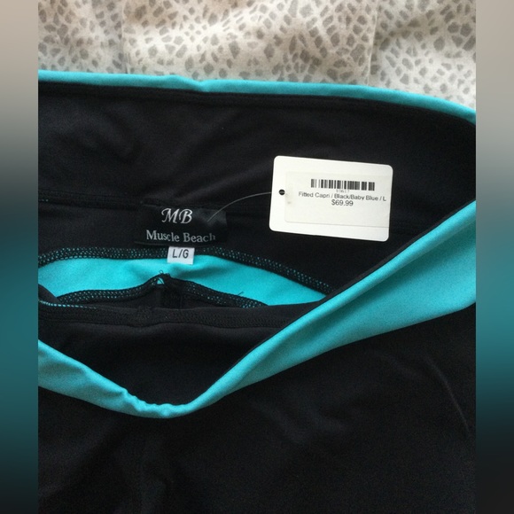 Muscle beach crop legging - Picture 3 of 4